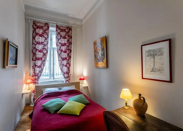 Apartament Spacious In Centre With Fireplace *