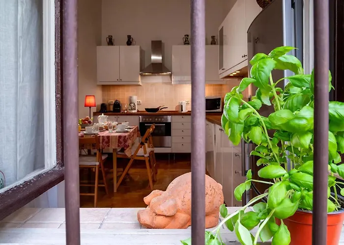 Appartement Spacious In Centre With Fireplace Budapest