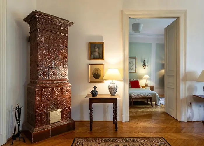 Apartament Spacious In Centre With Fireplace *